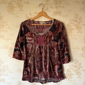 Vintage Y2K whimsigoth red and black paisley velvet boho babydoll top M